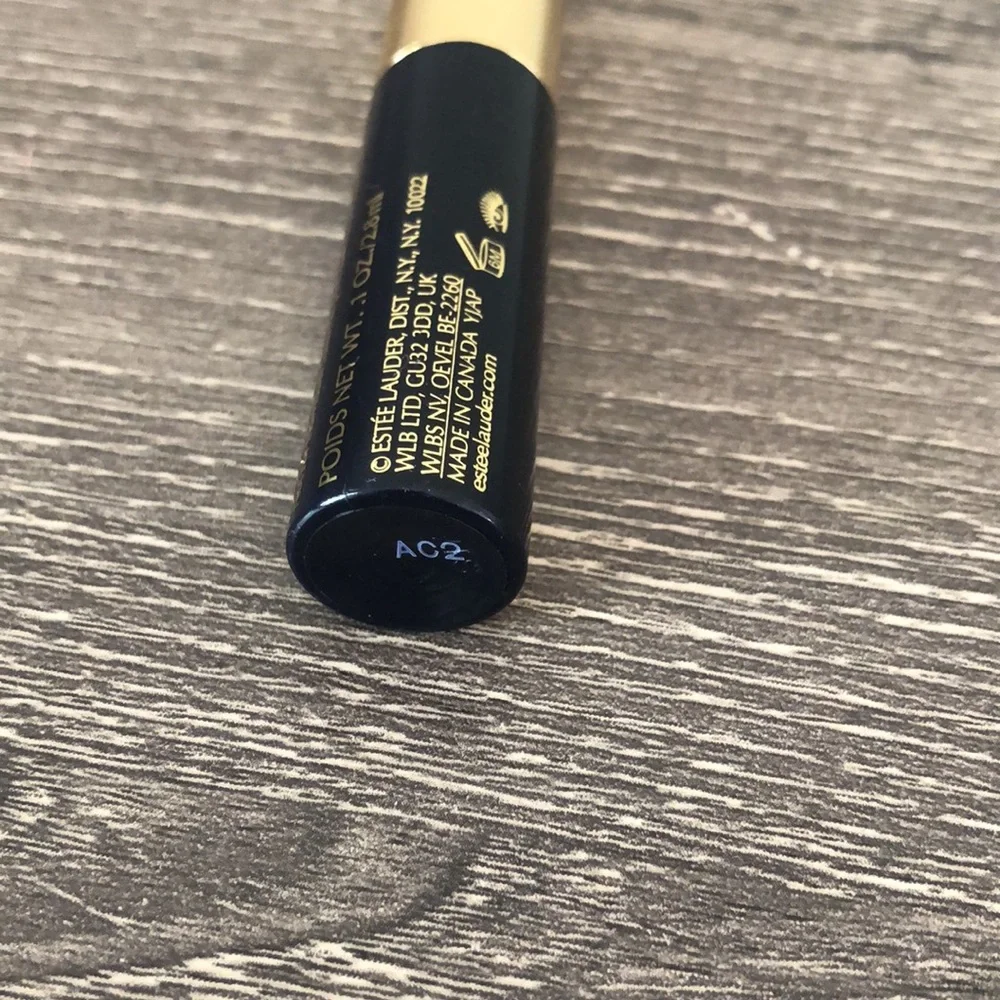 ❤️$6 NWT Estee Lauder Sumptuous Extreme Mascara in Extreme Black